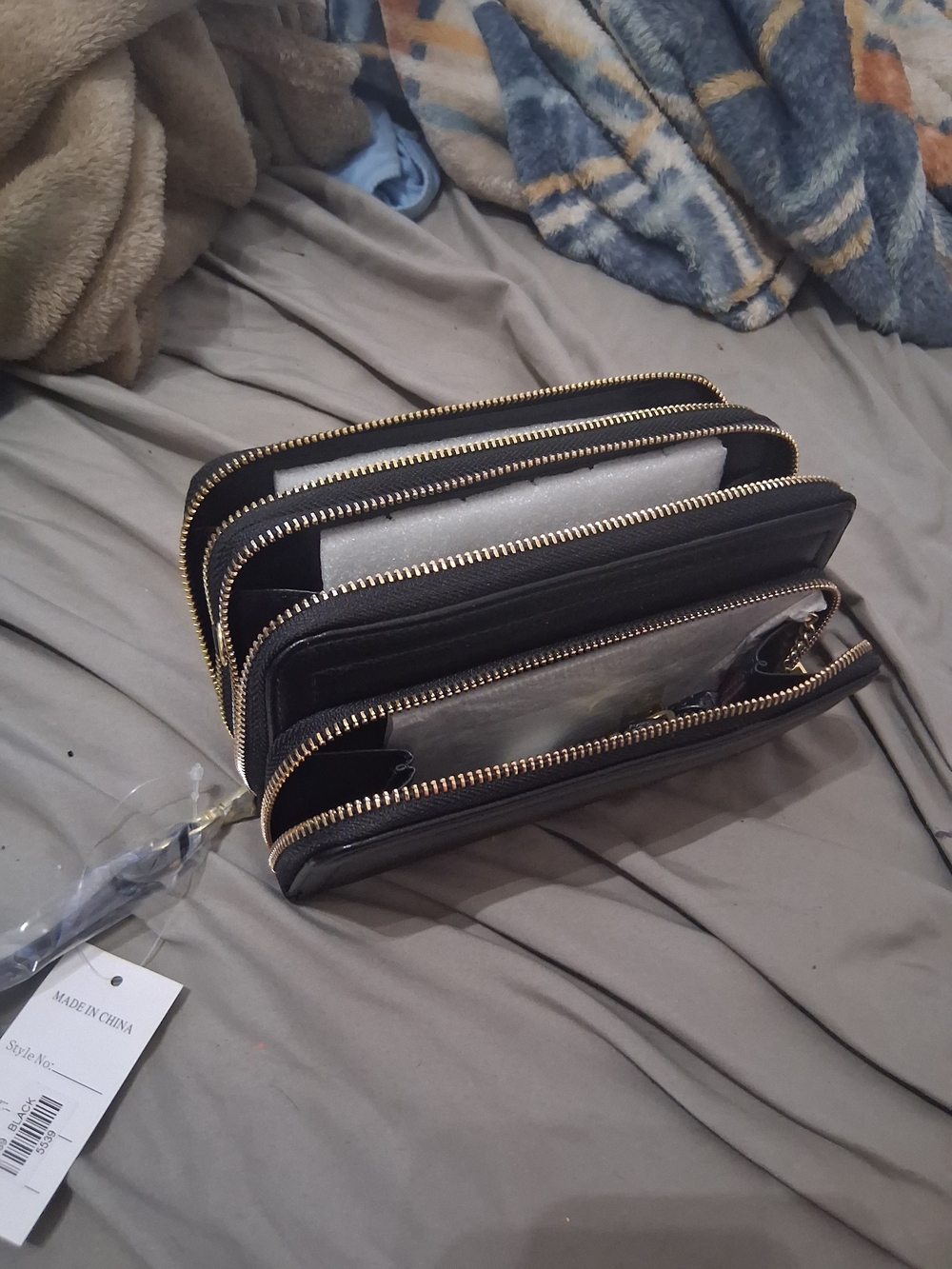 NWT Black Leather Triple-Zip Organizer Wallet Crossbody